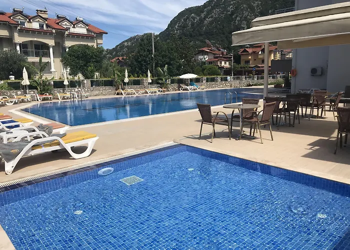 Murat Apartahotel