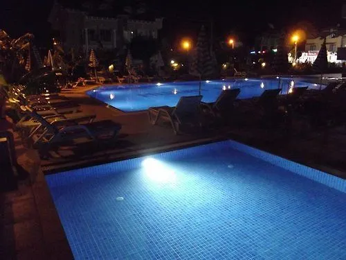 Murat Apartahotel